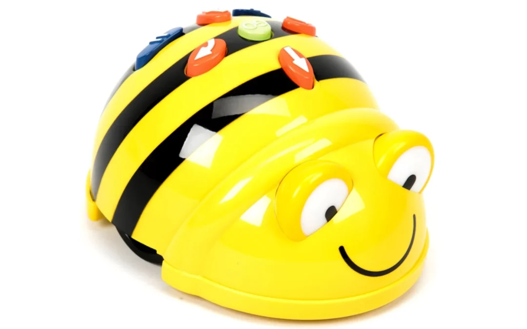 Učíme se programovat „robotickou včelku“