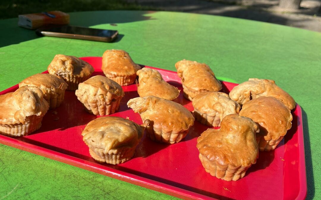 Pečení zdravých jablečných muffinů