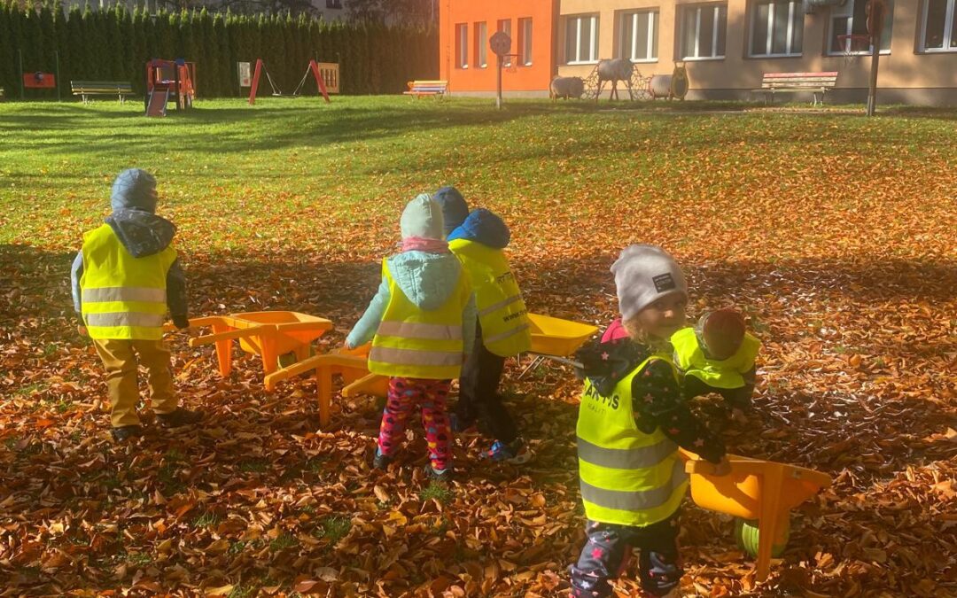 Podzimní hrátky na zahradě