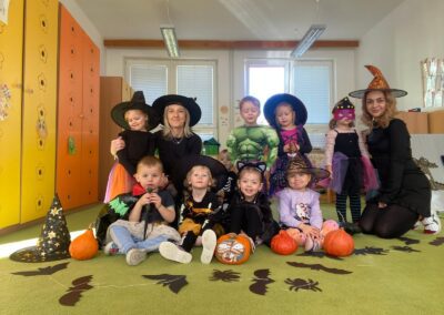 Halloweenské dopoledne plné her a zábavy