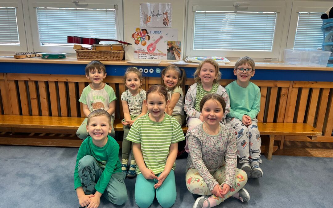 Sedmikrásky vítají jaro